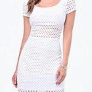 NWT BEBE  Eyelet Midi White Robe Ceillet Dress Sz. XS